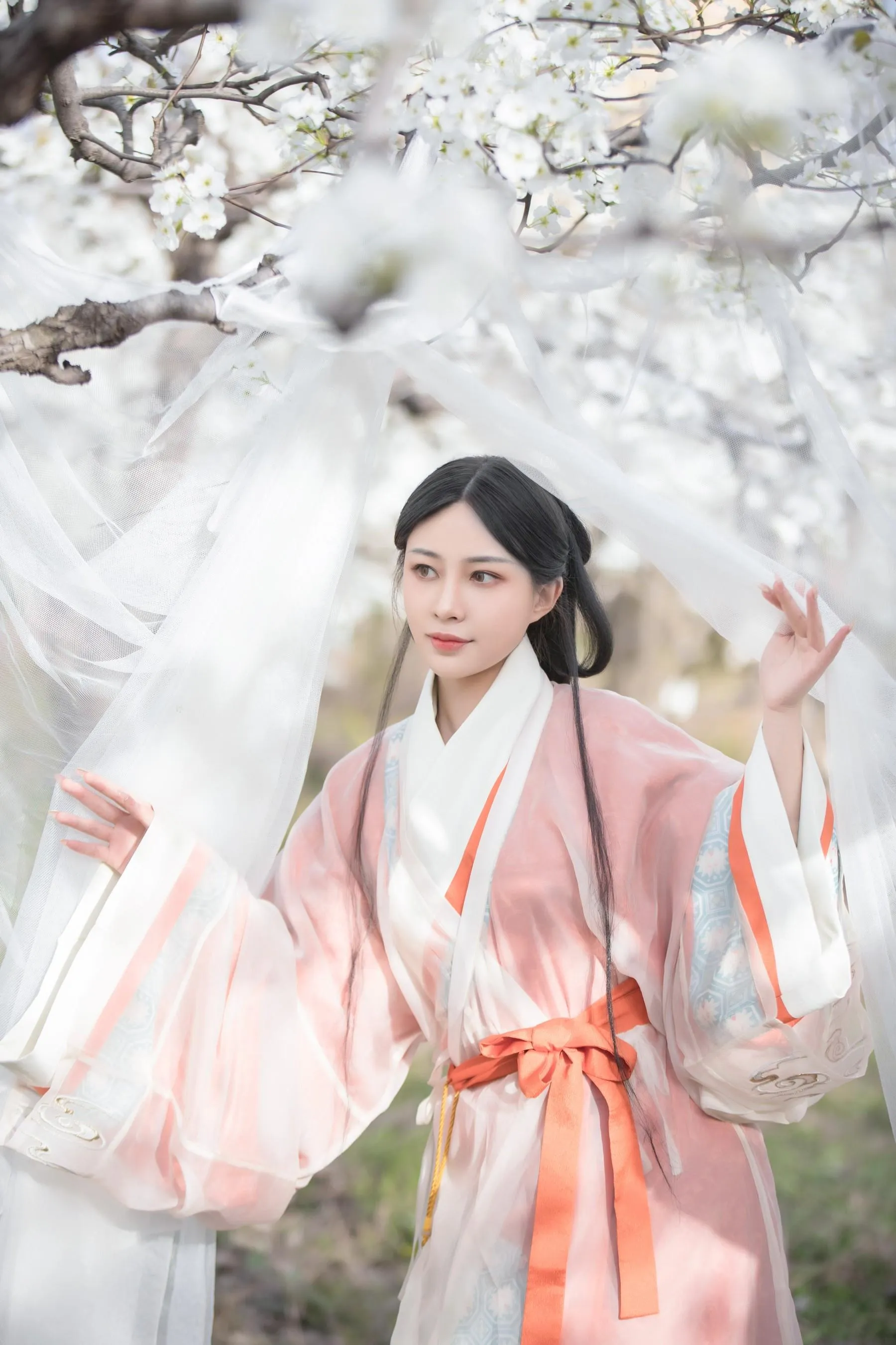 [艺图语] 2022.06.01 香寒未逐风 鹿哥 [24P]插图5
